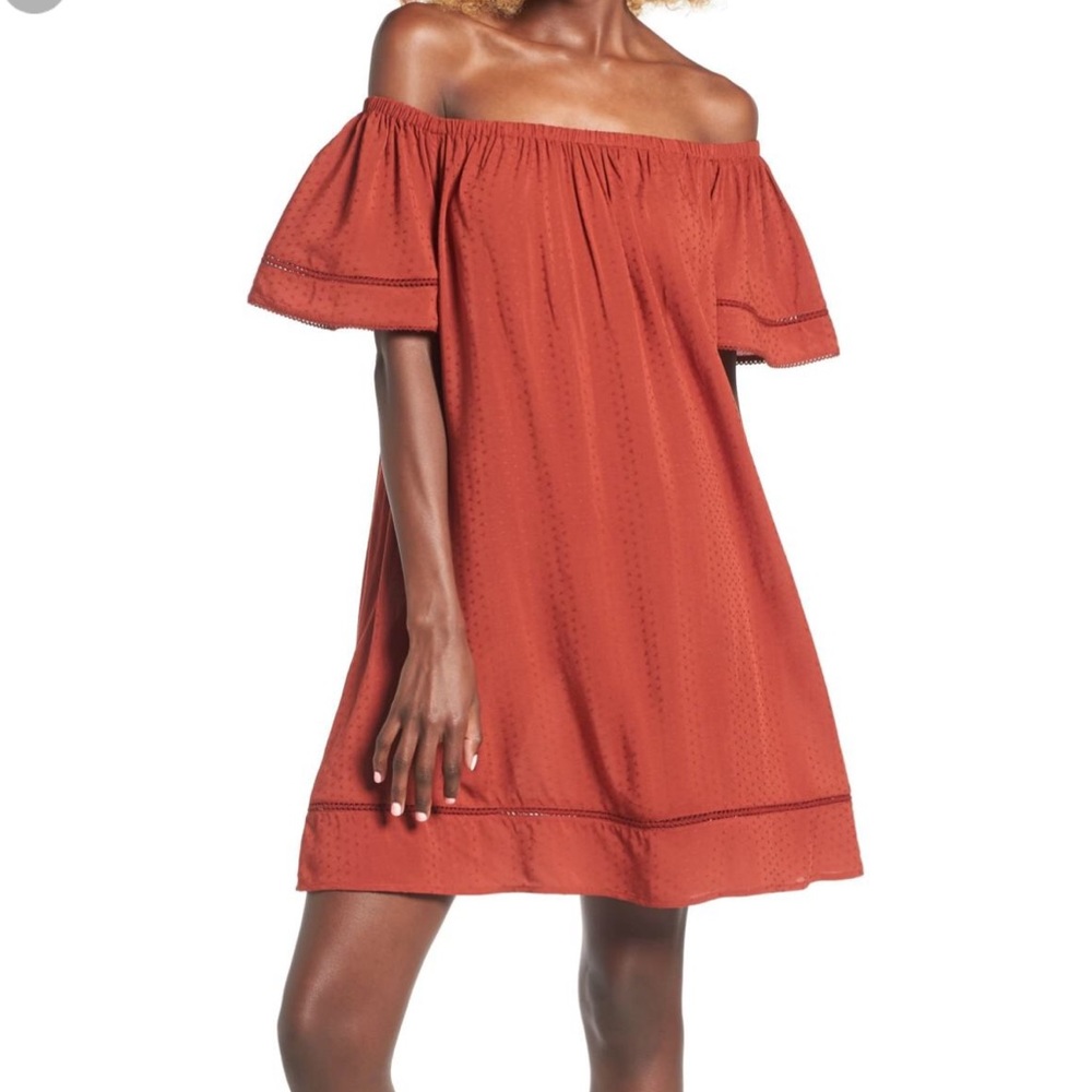 off the shoulder HINGE dress adorable!!